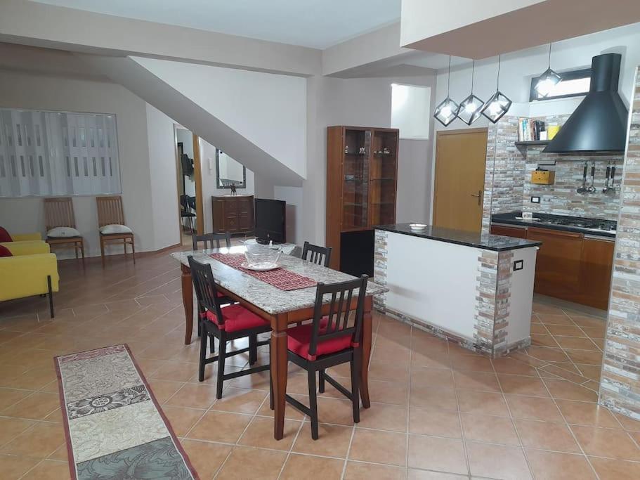 Casa Vacanze A 2 Minuti Dal Mare Avola Exterior foto